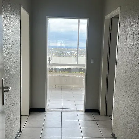 Exklusives Penthouse Mit Sauna Am Rhein, Naehe Duesseldorf Messe Airport, 180m2 Luxus, 150m2 Terasse Ideal Fuer Gruppen, Shootings, Content Creator Appartement