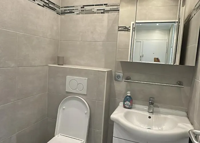 Exklusives Penthouse Mit Sauna Am Rhein, Naehe Duesseldorf Messe Airport, 180m2 Luxus, 150m2 Terasse Ideal Fuer Gruppen, Shootings, Content Creator Lejlighed *